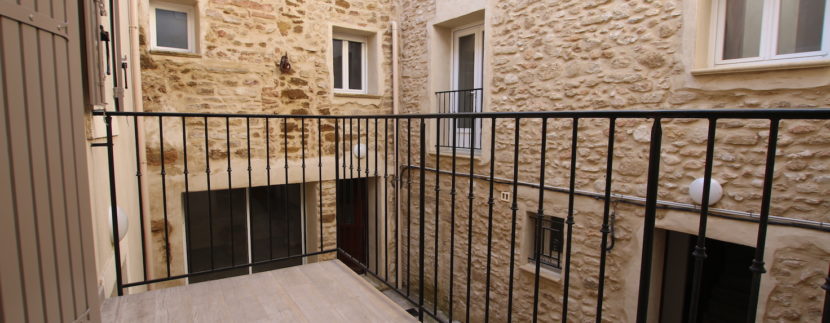 Aubignan maison avec exterieur balcon