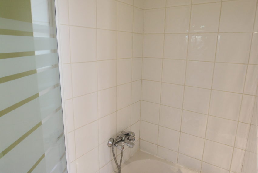 Carpentras appartement douche