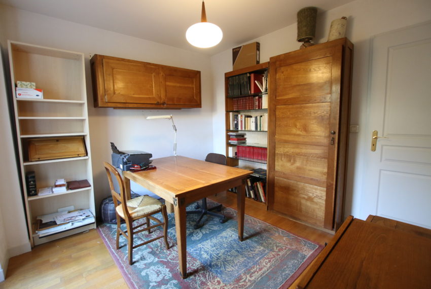 Carpentras bureau bis