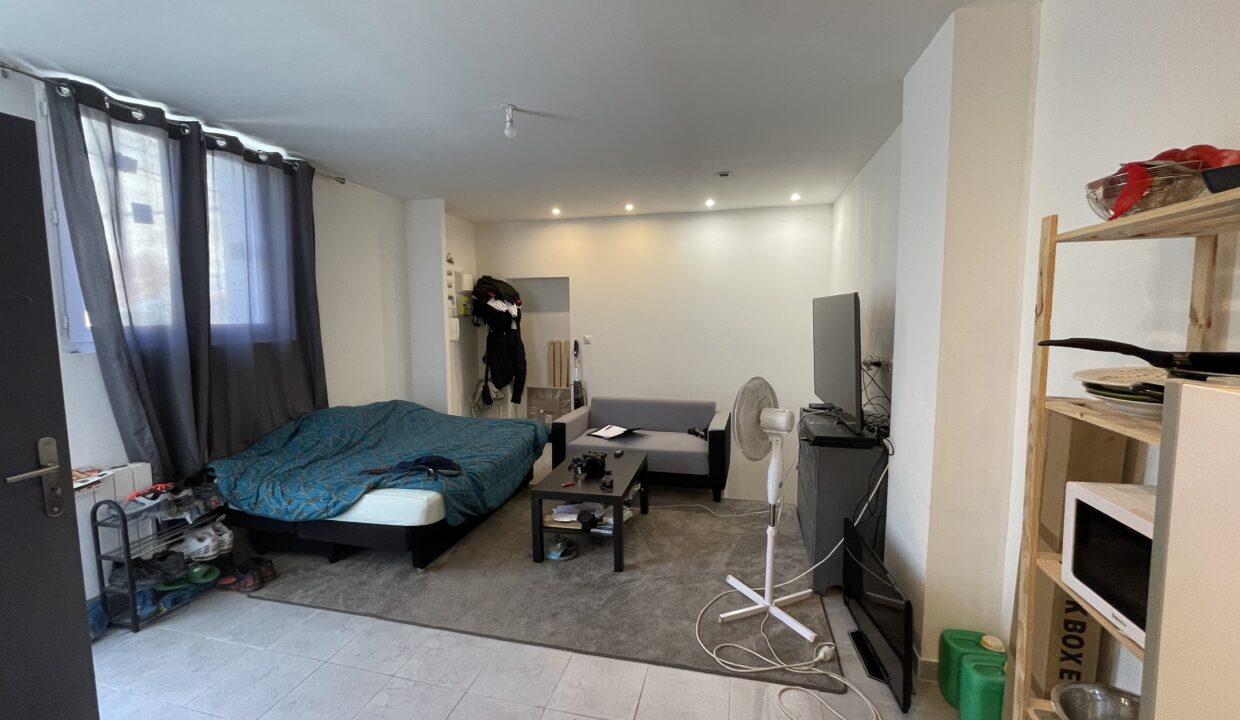 Carpentras T2 souplex salon