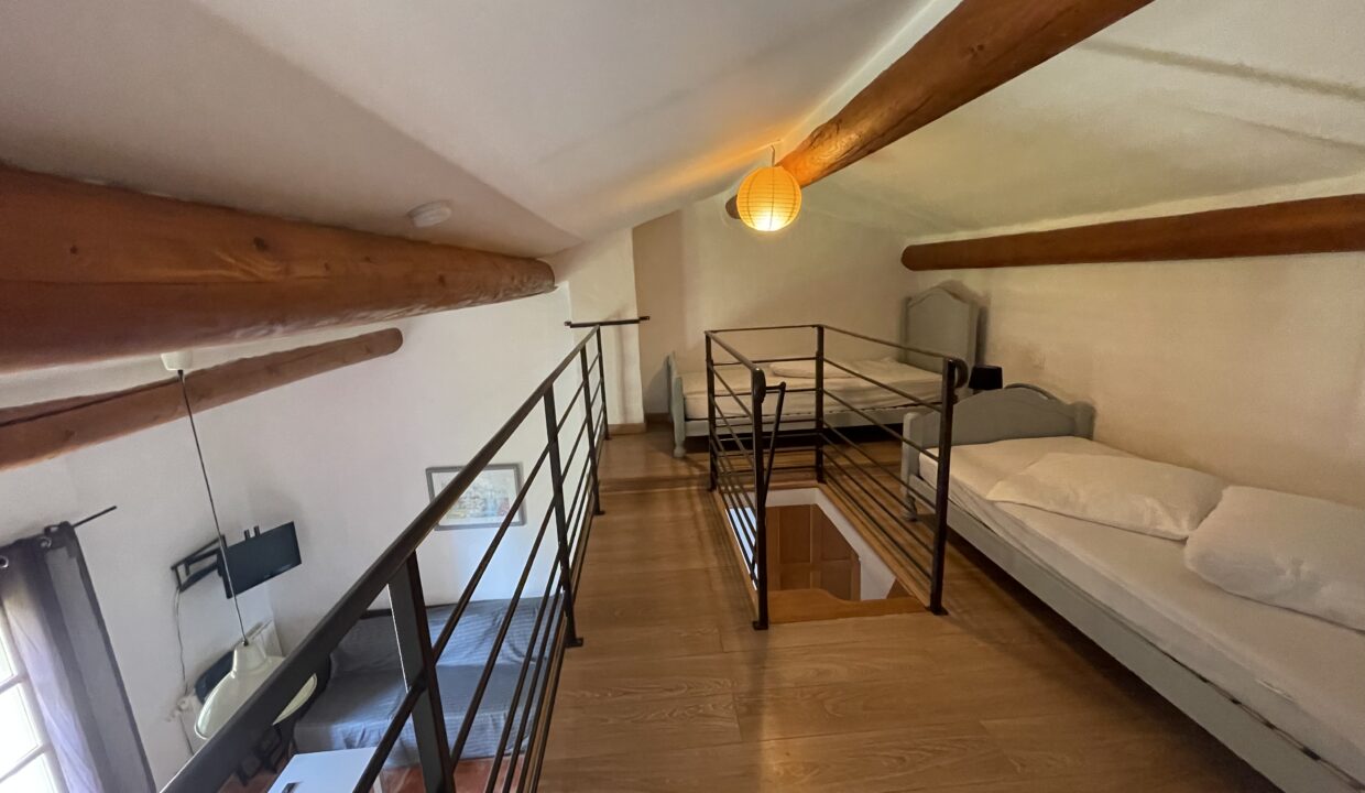 Mazan T2 meuble campagne mezzanine