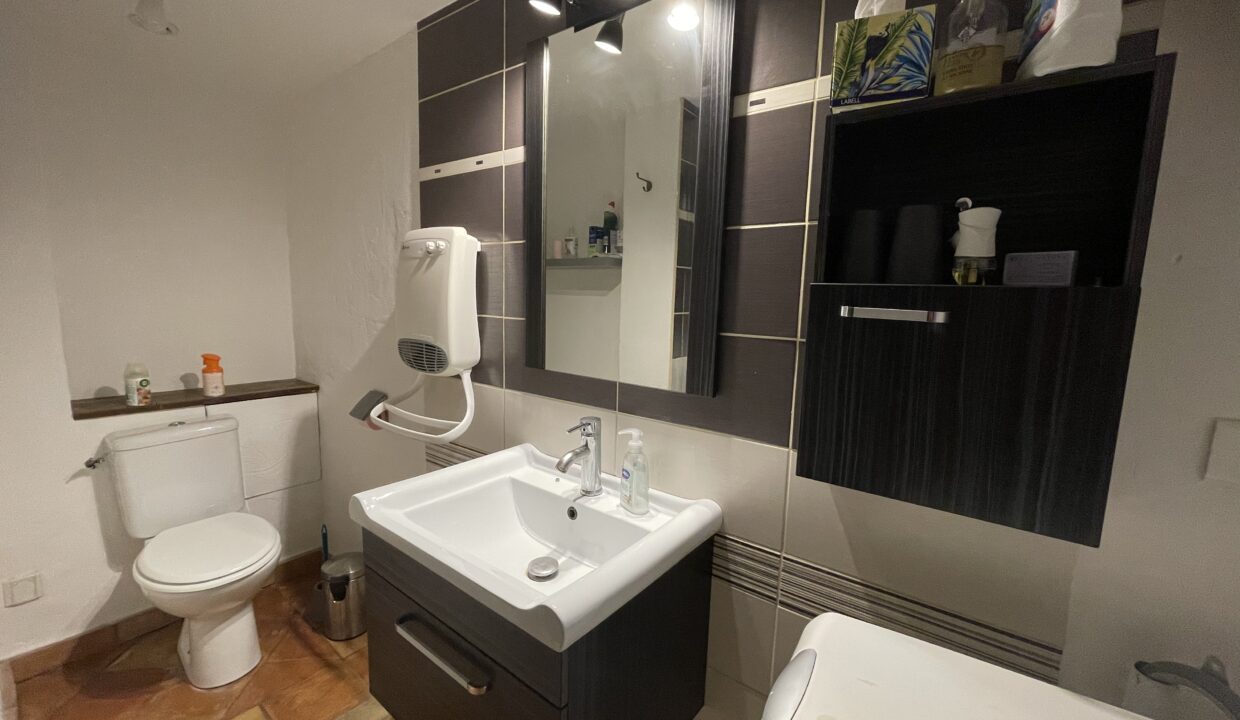 Mazan T2 meuble campagne salle de bain